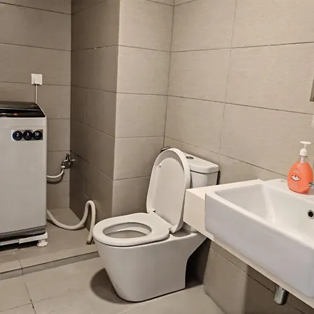 Urban Loft Mrt Convenience Klcc Nearby In Eko Cheras Kuala Lumpur Luaran gambar