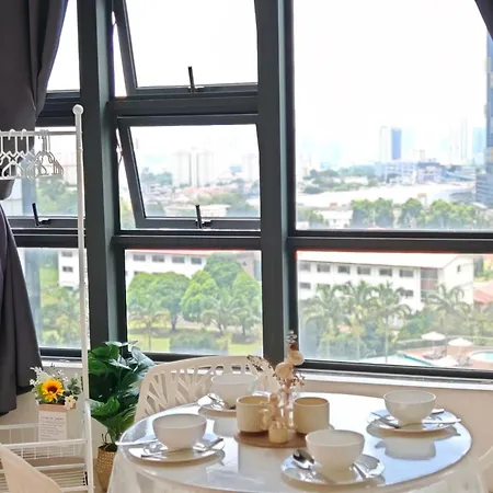 Urban Loft Mrt Convenience Klcc Nearby In Eko Cheras Kuala Lumpur Luaran gambar