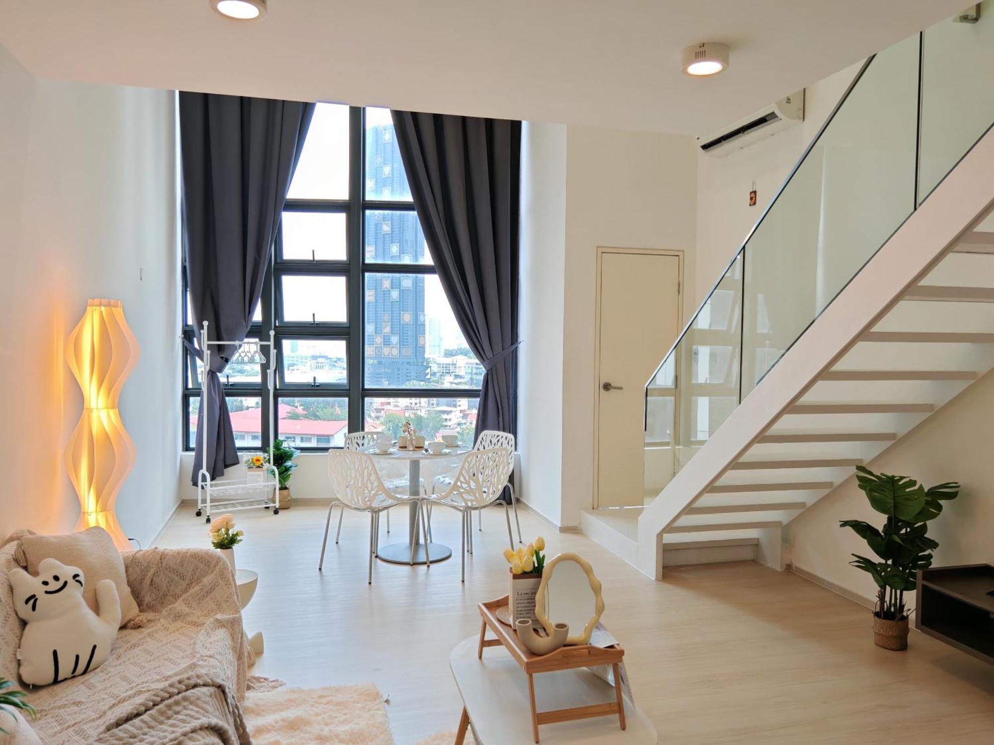 Urban Loft Mrt Convenience Klcc Nearby In Eko Cheras *
